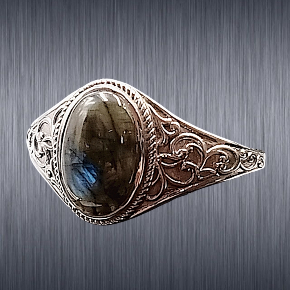 Sterling Silver Natural Labradorite Gemstone Bracelet w/ Distinctive Blue Flash